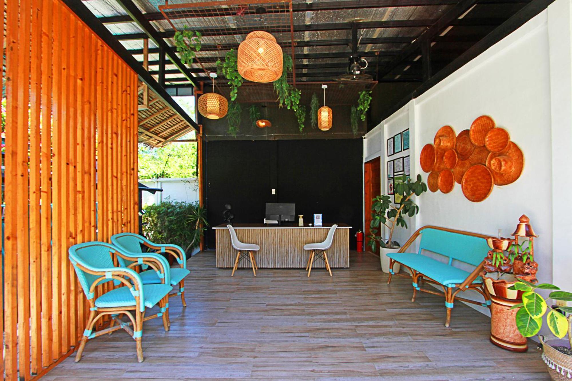 Alona M Panglao Hotel Exterior photo